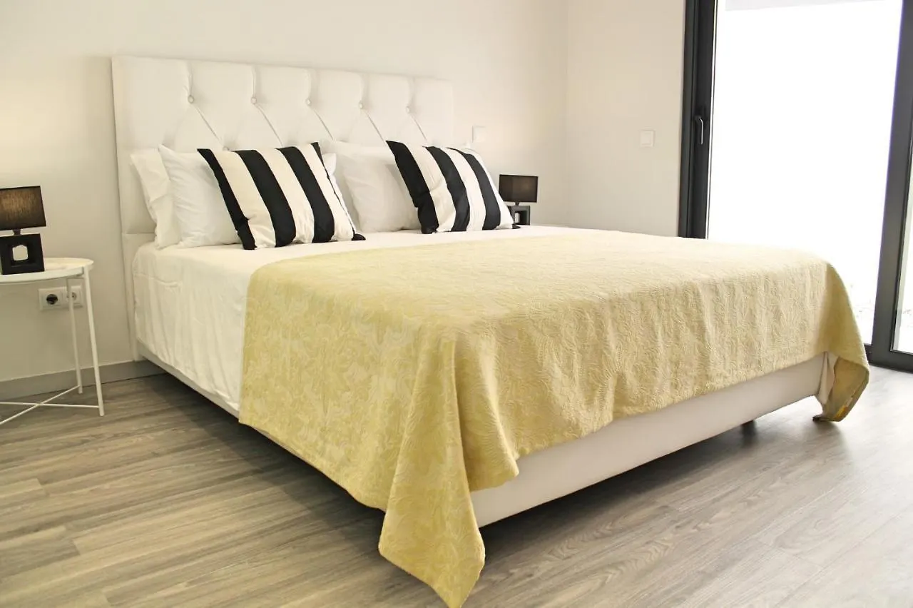 Villa Calheta Charm By Villa Plus Arco da Calheta