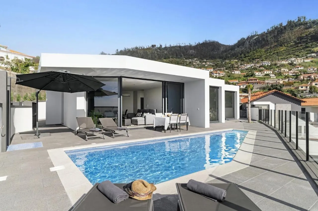 Villa Calheta Charm By Villa Plus Arco da Calheta